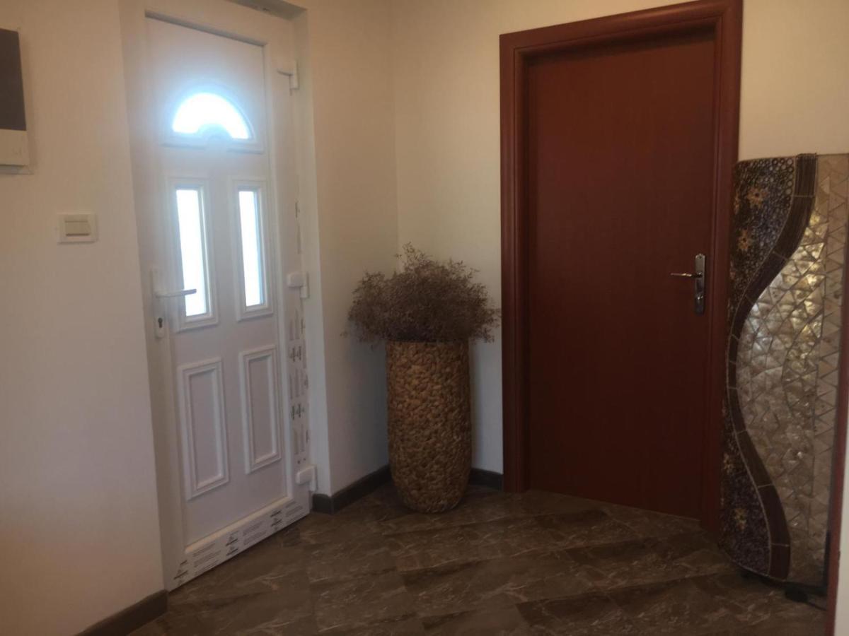 Apartmán Apartman Anita Konjevrate Exteriér fotografie